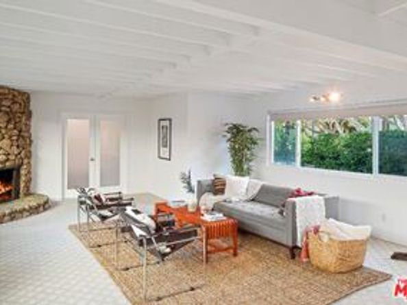 1102 Maple Street, Santa Monica CA 90405