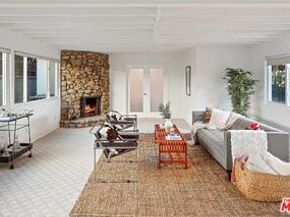 1102 Maple Street, Santa Monica CA 90405