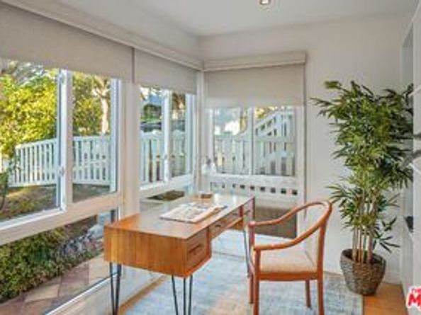 1102 Maple Street, Santa Monica CA 90405