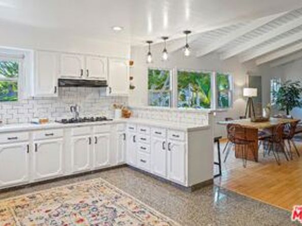 1102 Maple Street, Santa Monica CA 90405