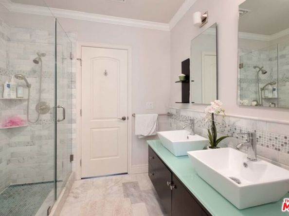 416 S Van Ness Avenue, Los Angeles CA 90020