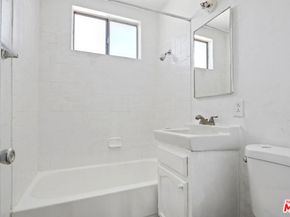 5630 Blackwelder Street, Los Angeles CA 90016