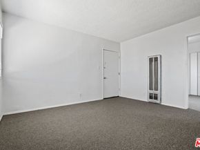 5630 Blackwelder Street, Los Angeles CA 90016