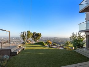 1600 Viewmont Drive, Los Angeles CA 90069