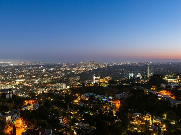 1600 Viewmont Drive, Los Angeles CA 90069