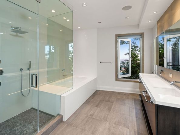 1600 Viewmont Drive, Los Angeles CA 90069