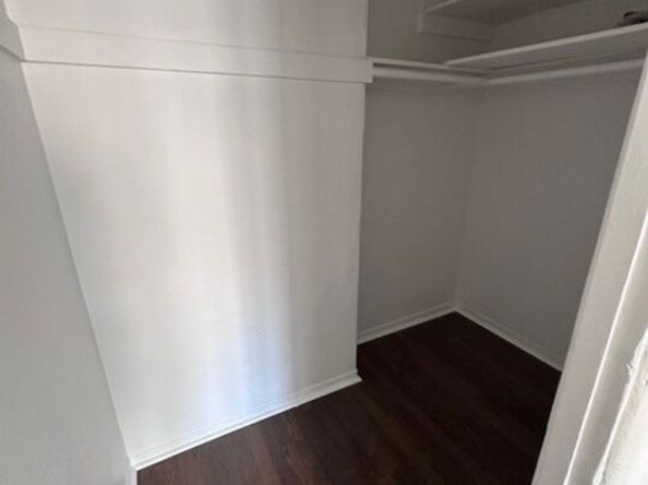 4235 Garthwaite Avenue, Los Angeles CA 90008