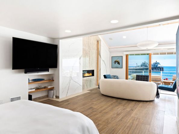 23018 Pacific Coast Highway, Malibu CA 90265