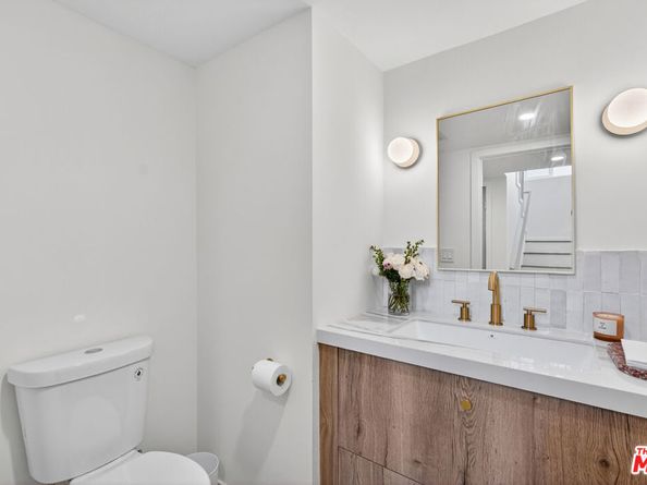 1443 25th Street 2, Santa Monica CA 90404