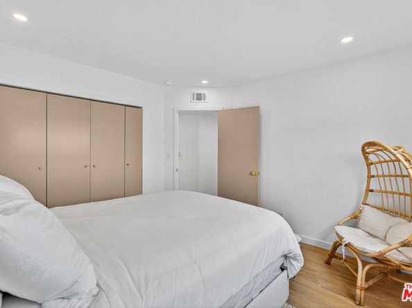 1443 25th Street 2, Santa Monica CA 90404