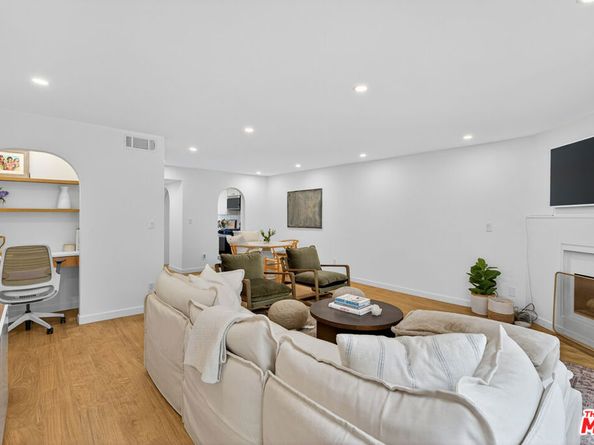 1443 25th Street 2, Santa Monica CA 90404