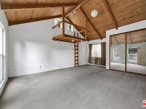 7230 Outpost Cove Drive, Los Angeles CA 90068