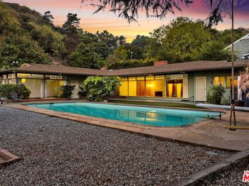7230 Outpost Cove Drive