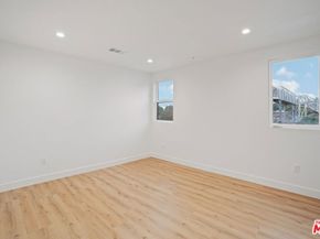 10424 Graham Avenue, Los Angeles CA 90002