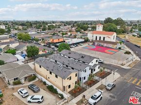 10424 Graham Avenue, Los Angeles CA 90002