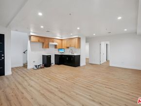 10424 Graham Avenue, Los Angeles CA 90002