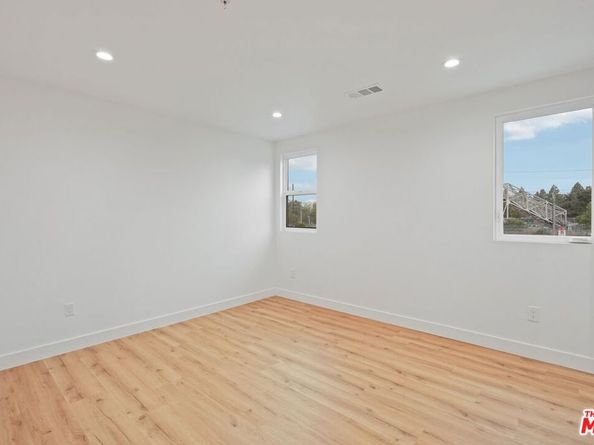 10424 Graham Avenue, Los Angeles CA 90002