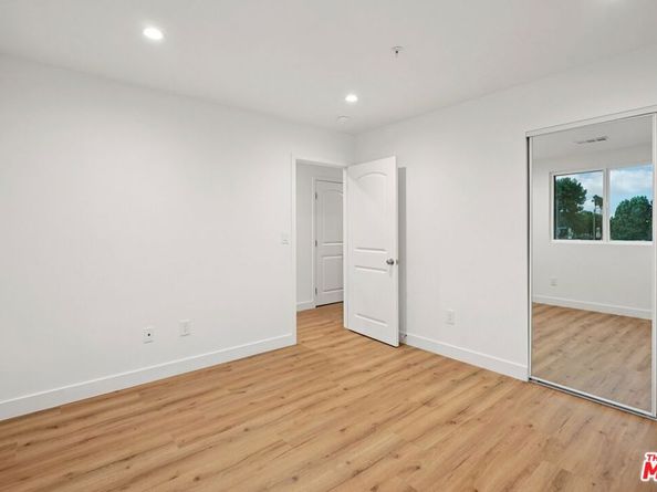 10424 Graham Avenue, Los Angeles CA 90002