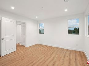 10424 Graham Avenue, Los Angeles CA 90002