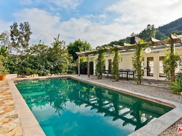 2268 Betty Lane, Beverly Hills CA 90210