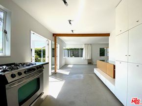 1819 Euclid Street, Santa Monica CA 90404