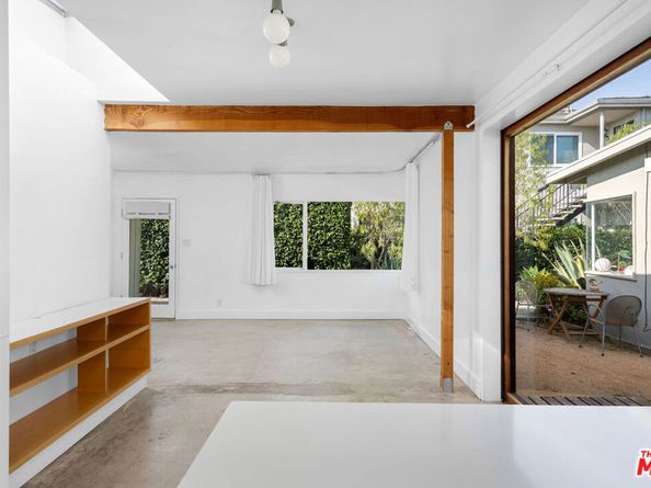 1819 Euclid Street, Santa Monica CA 90404