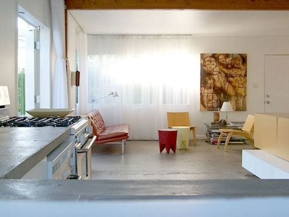 1819 Euclid Street, Santa Monica CA 90404