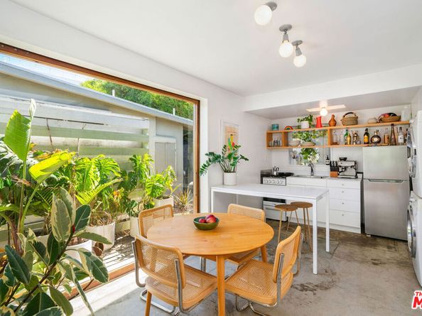 1819 Euclid Street, Santa Monica CA 90404