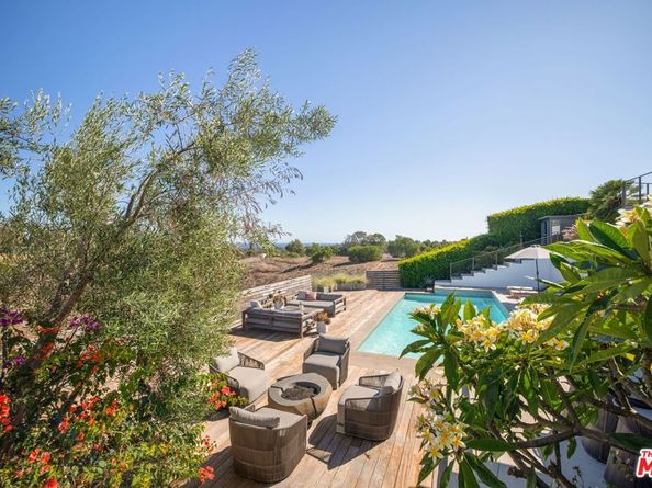 6271 Zuma Mesa Drive, Malibu CA 90265