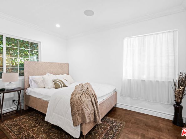 2563 Hutton Drive, Beverly Hills CA 90210