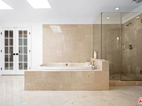 2563 Hutton Drive, Beverly Hills CA 90210