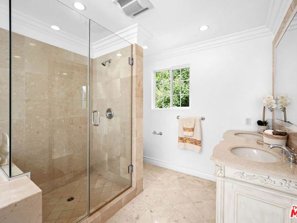 2563 Hutton Drive, Beverly Hills CA 90210