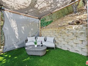 2563 Hutton Drive, Beverly Hills CA 90210