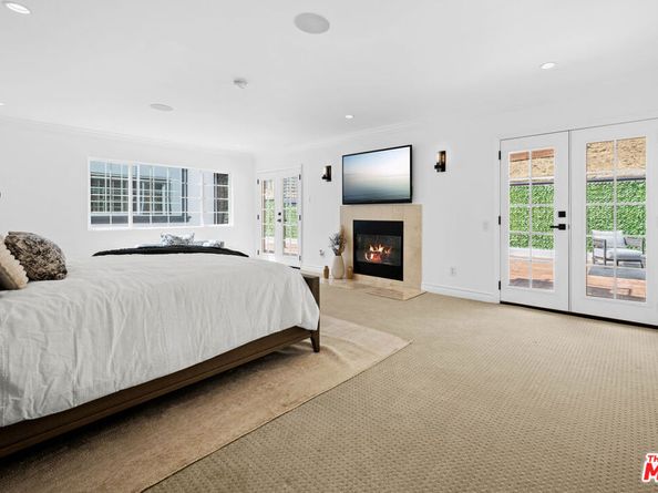 2563 Hutton Drive, Beverly Hills CA 90210