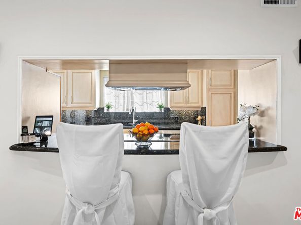 2563 Hutton Drive, Beverly Hills CA 90210