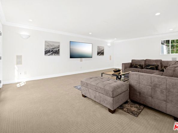2563 Hutton Drive, Beverly Hills CA 90210