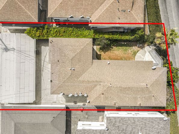 7208 S La Cienega Boulevard, Inglewood CA 90302