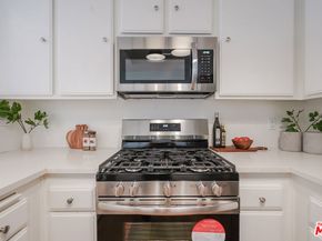 1655 Greenfield Avenue 3, Los Angeles CA 90025