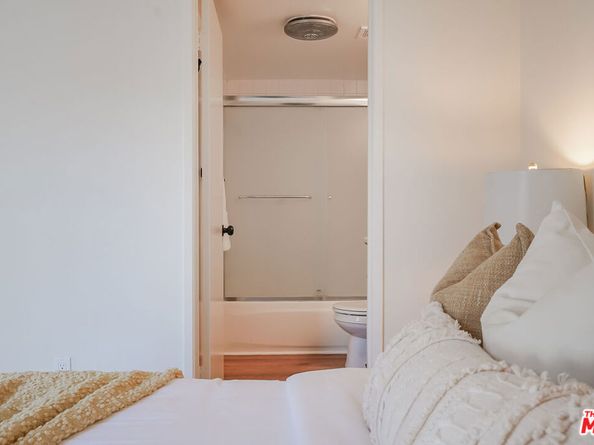 1655 Greenfield Avenue 3, Los Angeles CA 90025