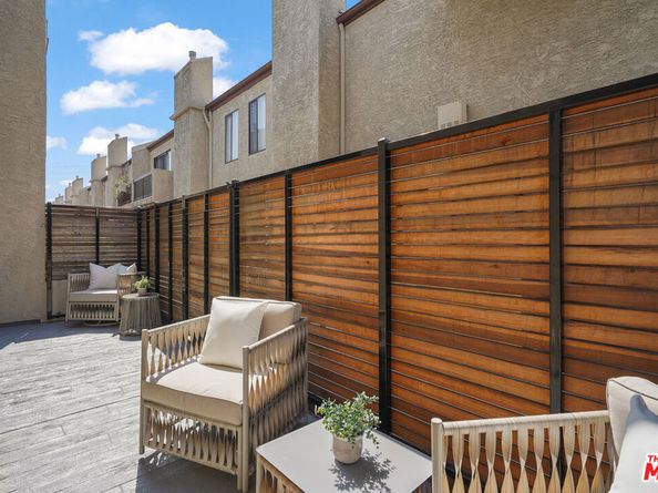 1655 Greenfield Avenue 3, Los Angeles CA 90025