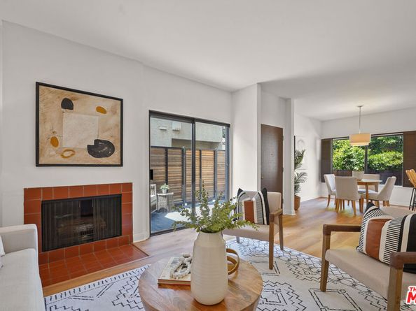 1655 Greenfield Avenue 3, Los Angeles CA 90025