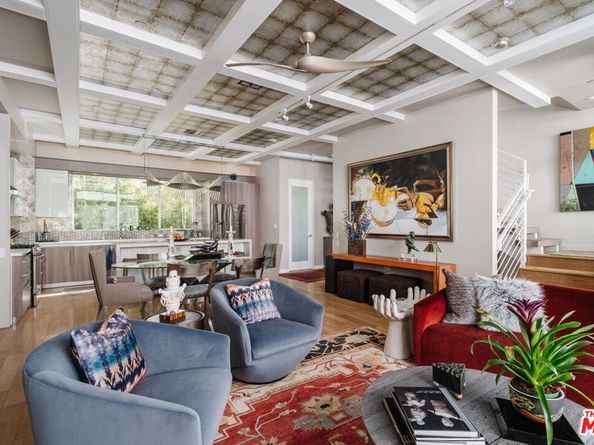 6732 W HEPBURN Way, Los Angeles CA 90038