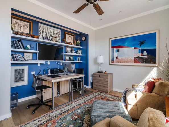 6732 W HEPBURN Way, Los Angeles CA 90038