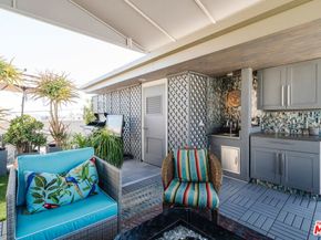 6732 W HEPBURN Way, Los Angeles CA 90038