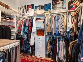 6732 W HEPBURN Way, Los Angeles CA 90038