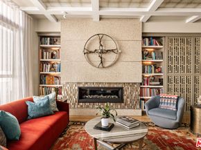 6732 W HEPBURN Way, Los Angeles CA 90038