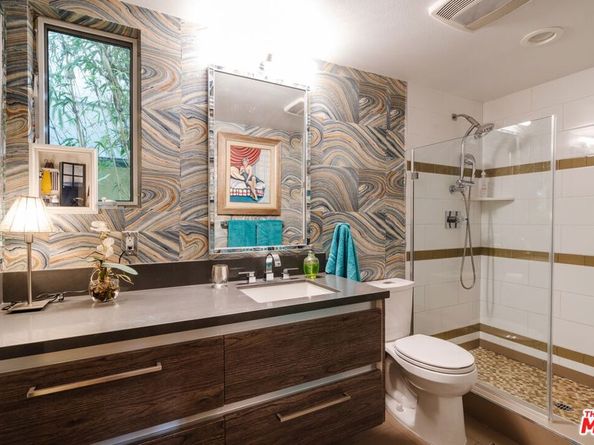 6732 W HEPBURN Way, Los Angeles CA 90038