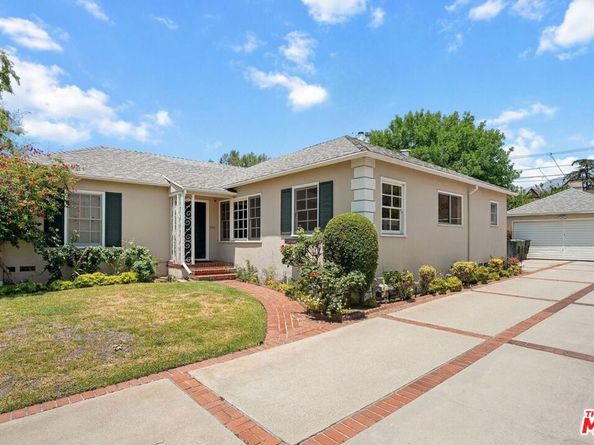 2365 Las Lunas Street, Pasadena CA 91107