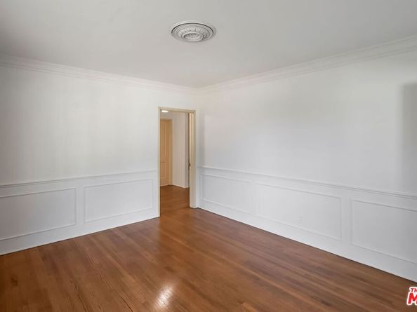 2365 Las Lunas Street, Pasadena CA 91107