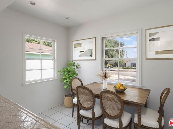 2365 Las Lunas Street, Pasadena CA 91107